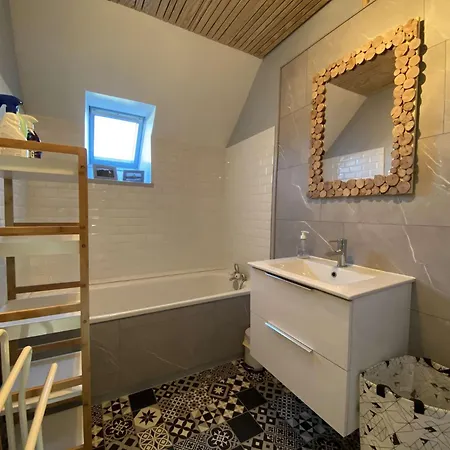 Maison Avec Jardin, A 600m De La A Ref - 57 * Трегастель